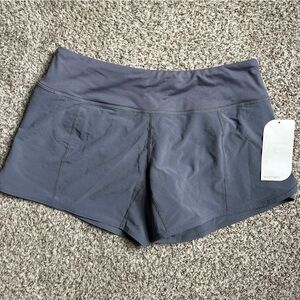 NWT Road Runner Blue Grey R-Gear Outspace 5” Short Running Workout Activewear